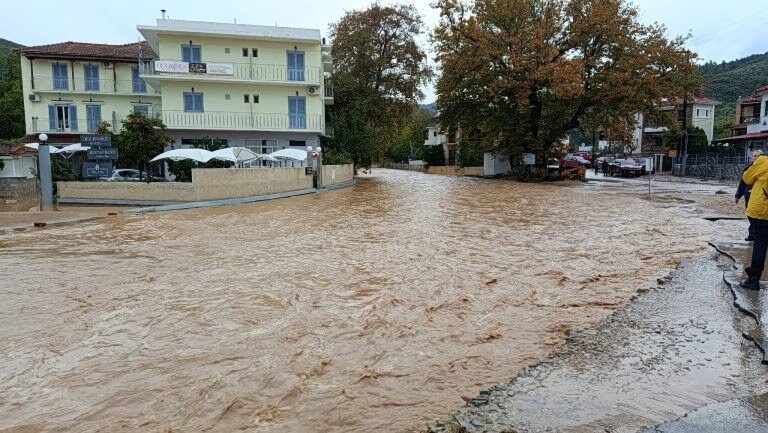 Κακοκαιρία: πού σημειώθηκαν τα μεγαλύτερα ύψη βροχής