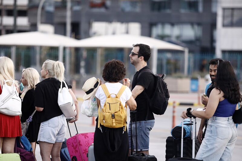 Η ακρίβεια «κόβει» μέρες από τις διακοπές  - τι δείχνουν τα στοιχεία της eurostat