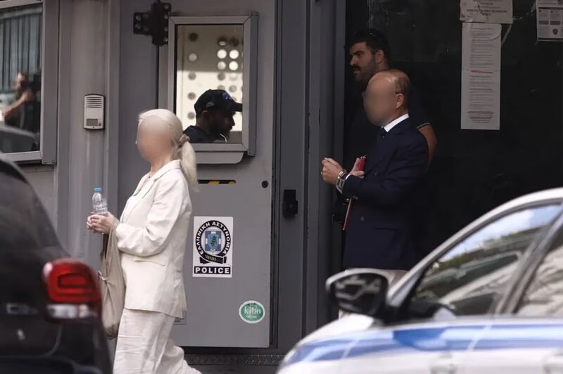 Θάνατος μαζωνάκη: τα πρώτα αιτήματα των δύο γιατρών στη φυλακή - φύλλο και φτερό τα οικονομικά τους