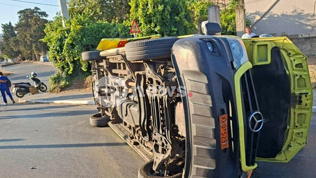 Χανιά: πώς έγινε το τροχαίο με το ασθενοφόρο του εκαβ - νοσηλεύτρια στο ίδιο νοσυγκλονισμόςομείο η οδηγός του 