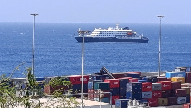 Χανταϊός: ευρωπαϊκά κράτη στέλνουν αεροσκάφη για την εκκένωση των πολιτών τους από το κρουαζιερόπλοιο