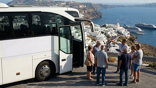 Σαντορίνη: αποχή εργασίας τη δευτέρα στα τουριστικά λεωφορεία - ακυρώνονται αφίξεις κρουαζιερόπλοιων