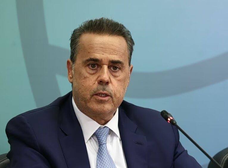 Παπασταύρου: οι 6 άξονες για μείωση 30% στις τιμές του ρεύματος