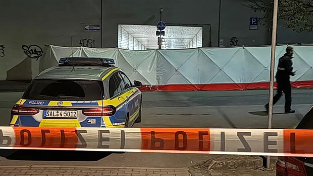 Παραδόθηκε ο άνδρας που πυροβόλησε αστυνομικό και ταμπουρώθηκε σε διαμέρισμα με τις τρεις κόρες του
