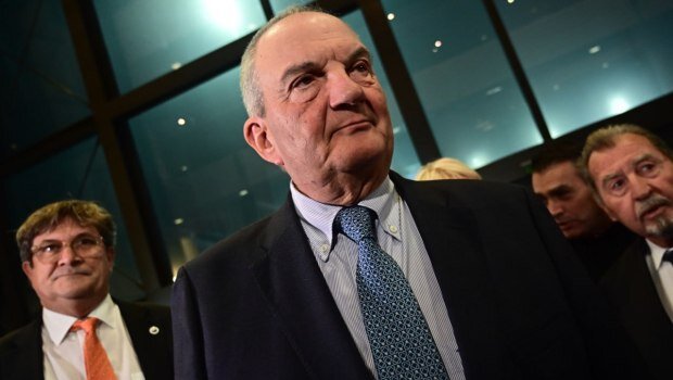 Καρφιά καραμανλή για τη μονοδιάστατη στροφή στην εξωτερική πολιτική της κυβέρνησης μητσοτάκη