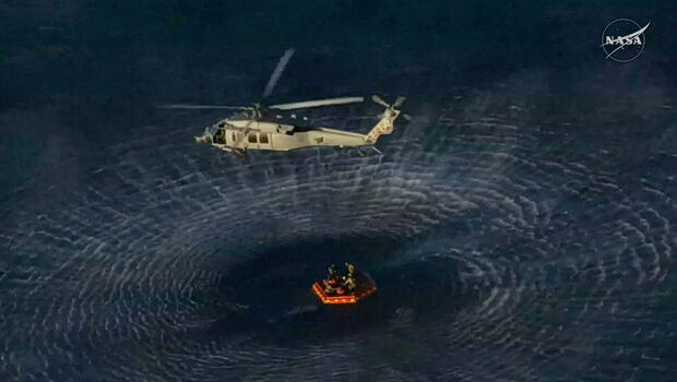 Artemis II, η αποστολή που άλλαξε όσα ξέραμε για τη Σελήνη - Δείτε βίντεο και φωτογραφίες από την προσθαλάσσωσ