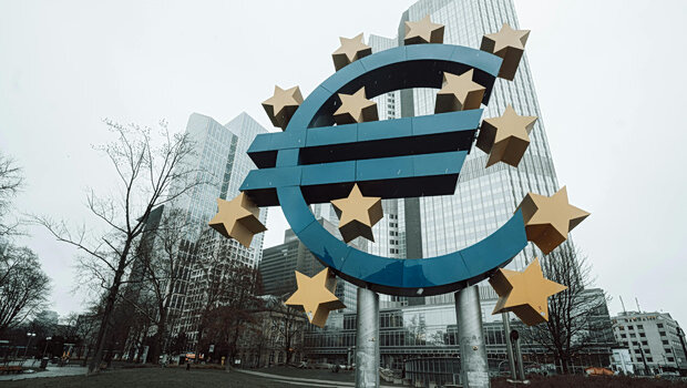 Καταρρέει το οικονομικό κλίμα στην ευρωζώνη – στο χαμηλότερο επίπεδο από την πανδημία