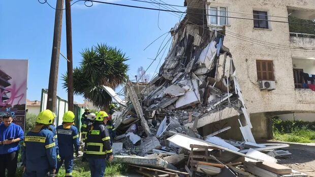 Κατέρρευσε διώροφη πολυκατοικία στην Κύπρο