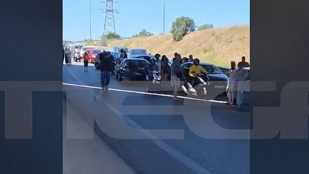 Πάτρα: βίντεο ντοκουμέντο λίγα λεπτά μετά το τροχαίο με θύματα πατέρα και γιο