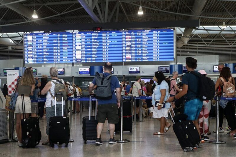 Ταξιδεύετε στην ευρώπη; οι συνοριακοί έλεγχοι αλλάζουν από τις 6 σεπτεμβρίου