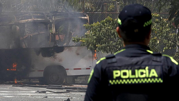 Μαζικές τρομοκρατικές επιθέσεις στην κολομβία με 14 νεκρούς και 38 τραυματίες λίγο πριν τις εκλογές