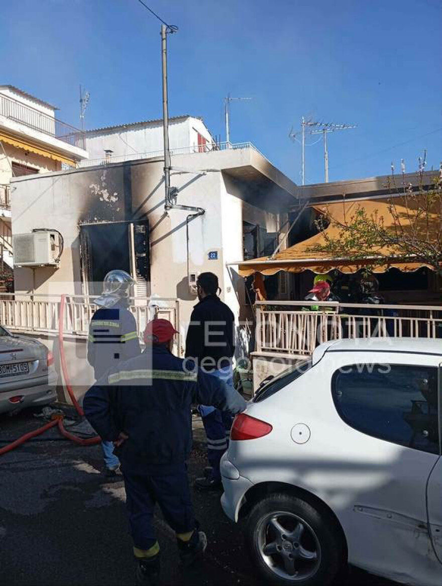 Βόλος: Μητέρα και κόρη νεκρές από έκρηξη σε διαμέρισμα – Σοβαρά τραυματίας ο γιος που προσπάθησε να τις σώσει