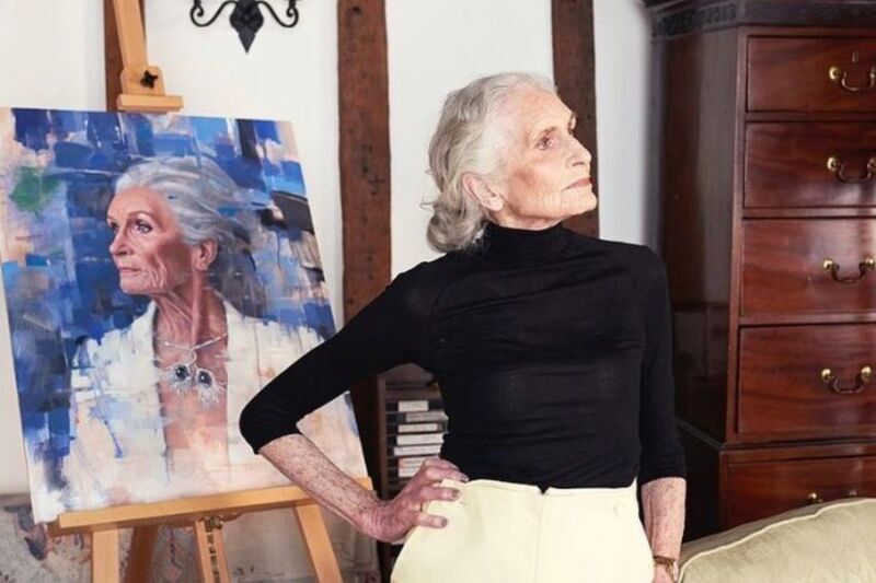 Πέρασε τον ηλικιακό ρατσισμό, πόζαρε στα 97 της – Ο χώρος της μόδας αποχαιρετά το γηραιότερο μοντέλο