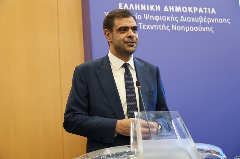 Η διαμάχη μεταξύ ελας και παέκπληξη, λόγος για να πάρει αυτοδυναμία η νδ, λέει ο μαρινάκης