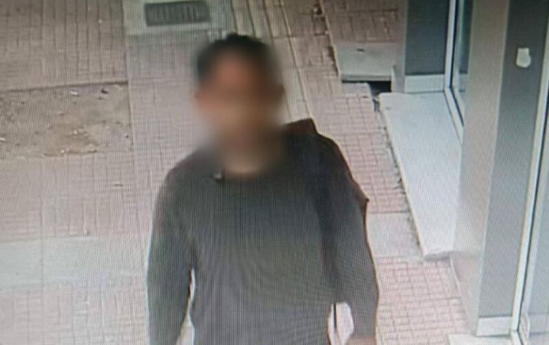 Δημοσιοποιήθηκαν τα στοιχεία του 36χρονου «δράκου» του Πειραιά - 7 επιθέσεις σε βάρος γυναικών