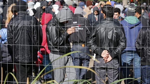 Σε ισχύ από σήμερα το νέο σύμφωνο για το άσυλο και τη μετανάστευση