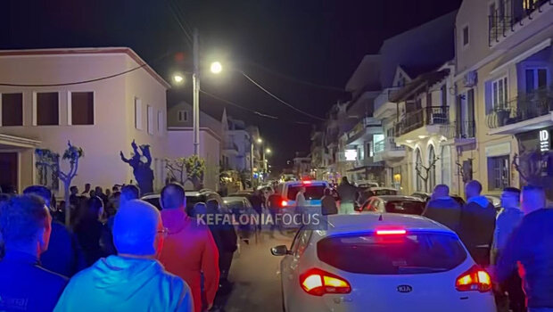 Κεφαλονιά: από την πίσω πόρτα των δικαστηρίων φυγαδεύτηκαν οι τρεις κατηγορούμενοι - θα οδηγηθούν στις φυλακές