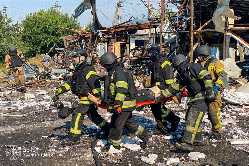 Δέκα νεκροί από ρωσική επίθεση στην ουκρανία - χτύπημα με πάνω από 600 drones στη μόσχα