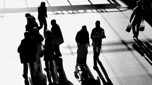 Ξεκινούν έλεγχοι για την αδήλωτη εργασία - τα πρόστιμα ανά παράβαση