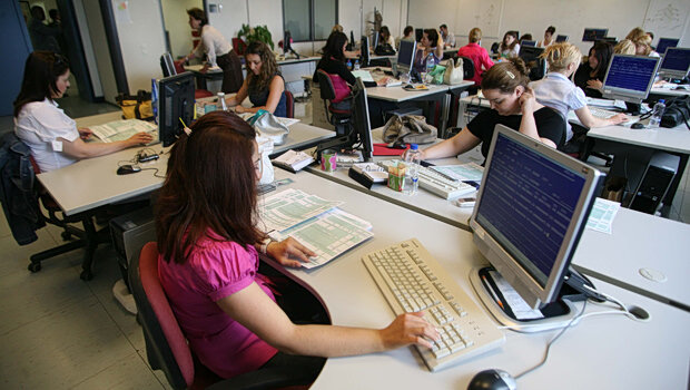 Τέλος χρόνου για 1,5 εκατ. μισθωτούς και συνταξιούχους που υπέβαλαν προσυμπληρωμένες φορολογικές δηλώσεις