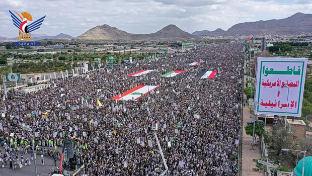 Υεμένη: εκατοντάδες χιλιάδες χούθι μαζεύτηκαν στη σαναά διαδηλώνοντας υπέρ της χεζμπολάχ