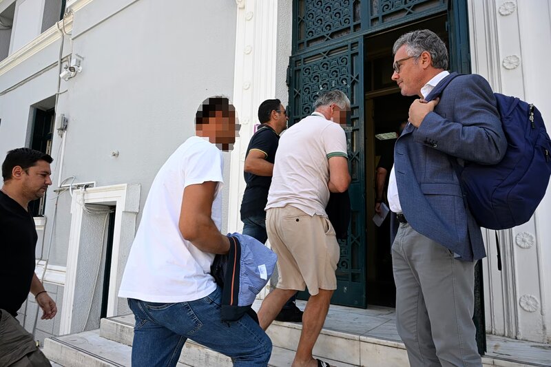 Νέο βίντεο ντοκουμέντο από το εσωτερικό του εργοστασίου στην κόρινθο - πήραν προθεσμία οι συλληφθέντες