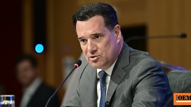Γεωργιάδης: δεν είμαι εγώ ο άνδρας που είναι σε προσωπική στιγμή με γυναίκα σε φωτογραφία που κυκλοφορεί στο δ
