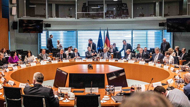 Γερμανία: από ατμομηχανή της ευρώπης σε οικονομία που αναζητά νέα πορεία
