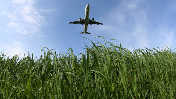 Αεροπορική εταιρεία στην ολλανδία ακυρώνει πτήσεις λόγω της αύξησης του κόστους των καυσίμων