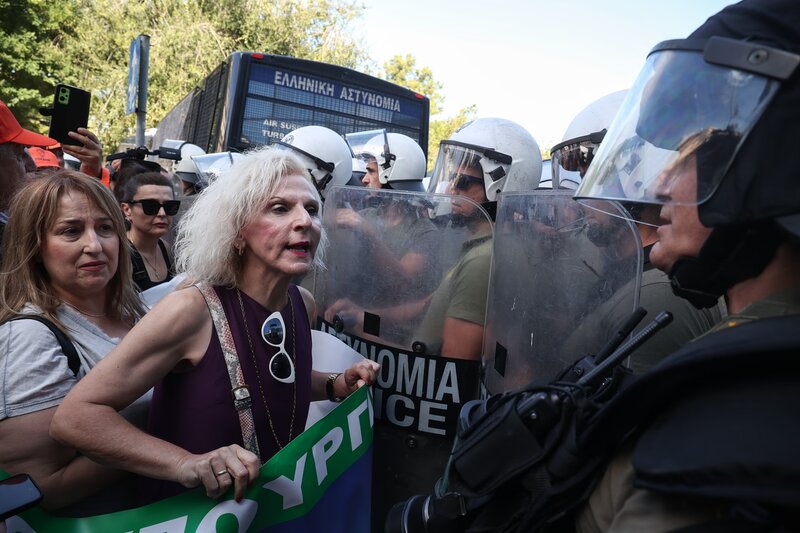 Δεθ: συγκεντρώσεις και πορείες σήμερα - δρακόντεια μέτρα, κυκλοφοριακές ρυθμίσεις, κλειστοί σταθμοί μετρό