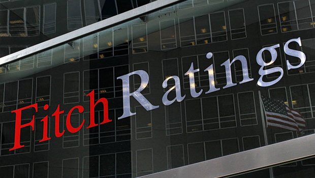 Fitch: ισχυρές οι αντοχές της ελλάδας - ποιο είναι το «αγκάθι»
