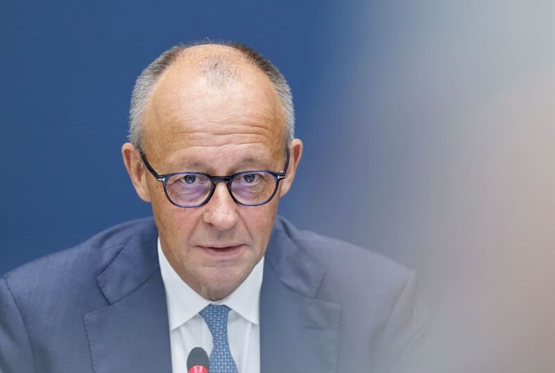 Έφτασε στο κίεβο ο μερτς: «αν δεν σταματήσουμε τη ρωσία, αργά ή γρήγορα θα στραφεί εναντίον μας»