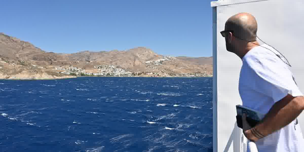 Ανοιχτή πρόσκληση γιατρών για τα νησιά: Έως 3.600 ευρώ μηνιαίως με κίνητρα