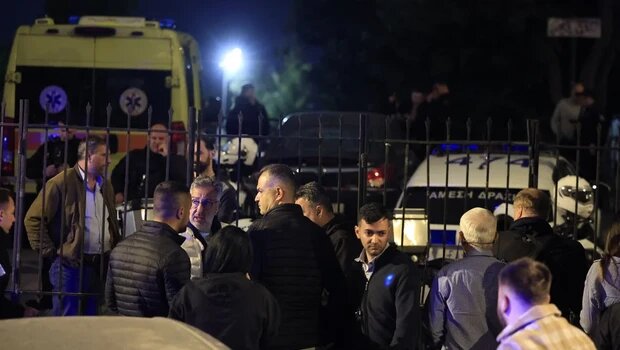 Άγιος δημήτριος: νεκρός 27χρονος γιος υψηλόβαθμου αξιωματικού της ελ.ας. - τον μαχαίρωσαν στο πάρκο ασυρμάτου