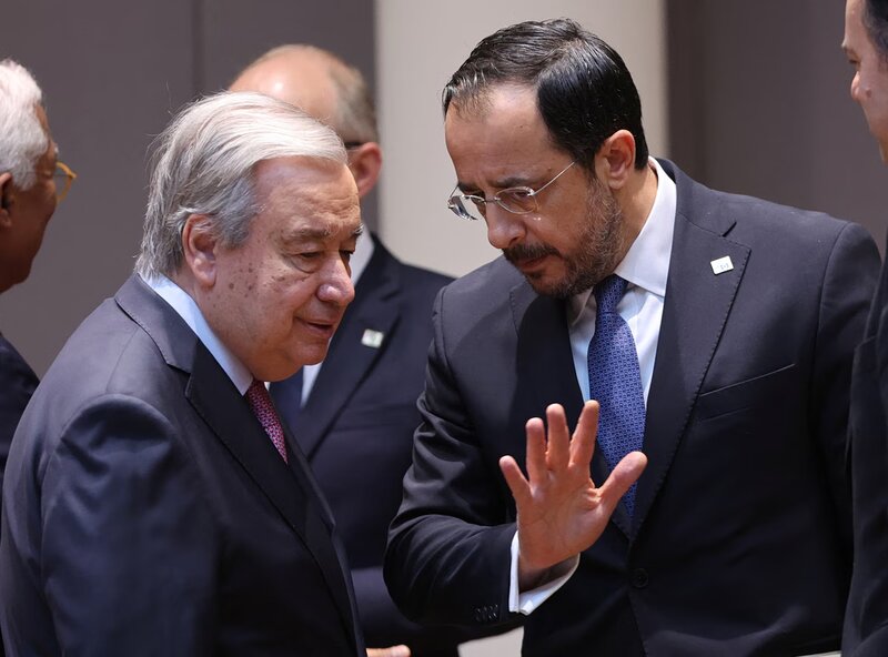 Ο γκουτέρες θα προσπαθήσει να στρώσει το τελευταίο τραπέζι της θητείας του για το κυπριακό