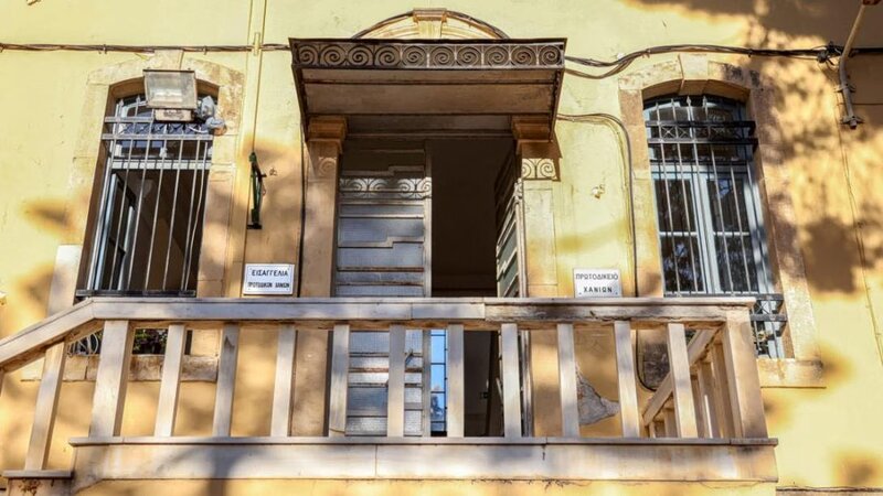 Οι οκτώ περιπτώσεις διαφθοράς που οδήγησαν στη σύλληψη του ιατροδικαστή και του τοξικολόγου στην κρήτη