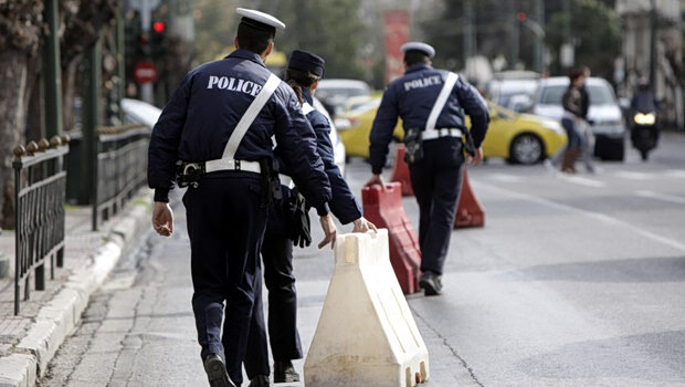 Διακοπή της κυκλοφορίας στο κέντρο λόγω θραύσης αγωγού ύδρευσης