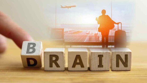 Γιατί η Ελλάδα χάνει τη μάχη του ακαδημαϊκού brain regain