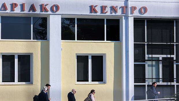 Δίκη για τα τέμπη: «το δικαστήριο δεν επηρεάζεται από μια δήλωση πρωθυπουργού ή υπουργού», απάντησε η πρόεδρος
