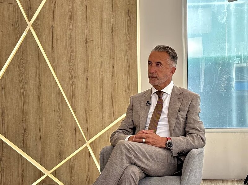 Την επαναβιομηχάνιση πρέπει να την κάνουμε εμείς οι επιχειρηματίες, λέει ο κρίστιαν χατζημηνάς