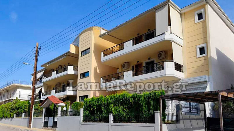 Ανατροπή στα Καμένα Βούρλα: Αθώα η οικιακή βοηθός μετά από 18 μήνες προφυλάκιση