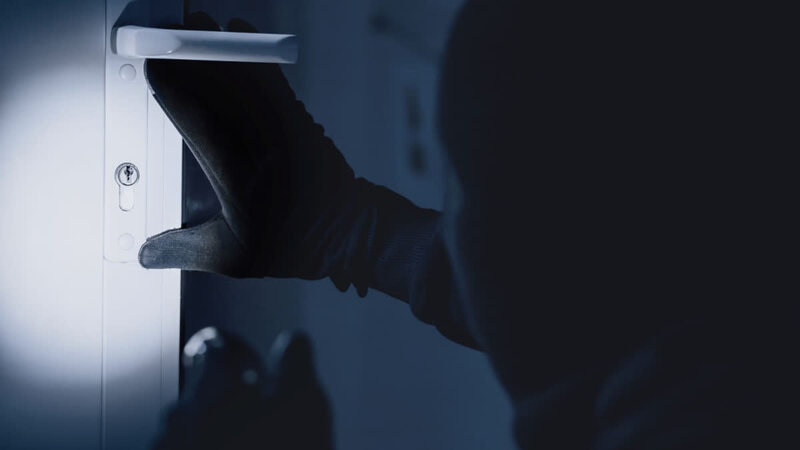 Ληστεία-μαμούθ στο Κολωνάκι: Εξιχνιάστηκε η υπόθεση με λεία άνω των 200.000 ευρώ