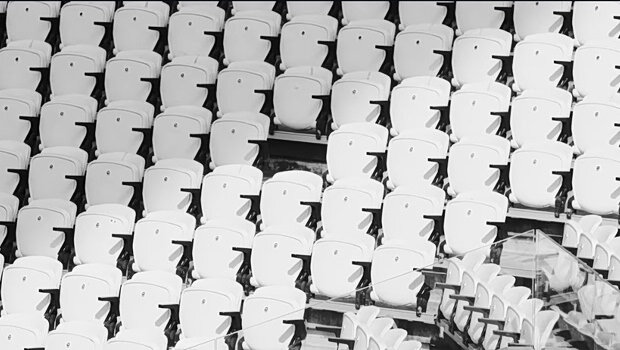 Η κορίνθιανς ξήλωσε την καρέκλα που κάθονταν ρατσιστής οπαδός που έβρισε τον αντίπαλο τερματοφύλακα