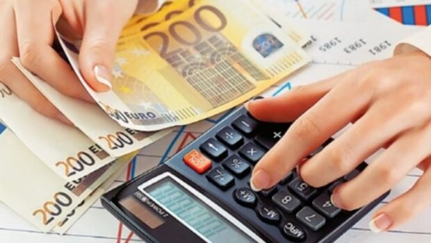 Εκτοξεύτηκαν τα φέσια του δημοσίου προς τους ιδιώτες - οι «πρωταθλητές»