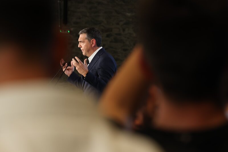 Αλ. τσίπρας: στόχος να ηττηθεί στρατηγικά και εκλογικά ο μητσοτάκης - πιο κρίσιμη από ποτέ η πολιτική αλλαγή