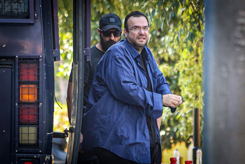 Αλληλοκατηγορούνται φίλιππος καμπούρης και λογιστές για την απάτη με τον εφκα