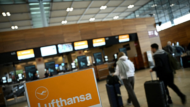 Η lufthansa θα ακυρώσει 20.000 πτήσεις μικρών αποστάσεων για εξοικονόμηση καυσίμων