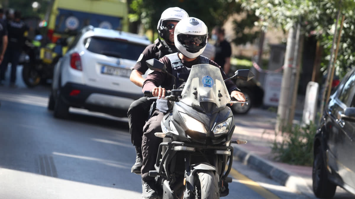 Μαρούσι: 4χρονο παιδί βρέθηκε μόνο του στους δρόμους – Συνελήφθησαν οι γονείς του