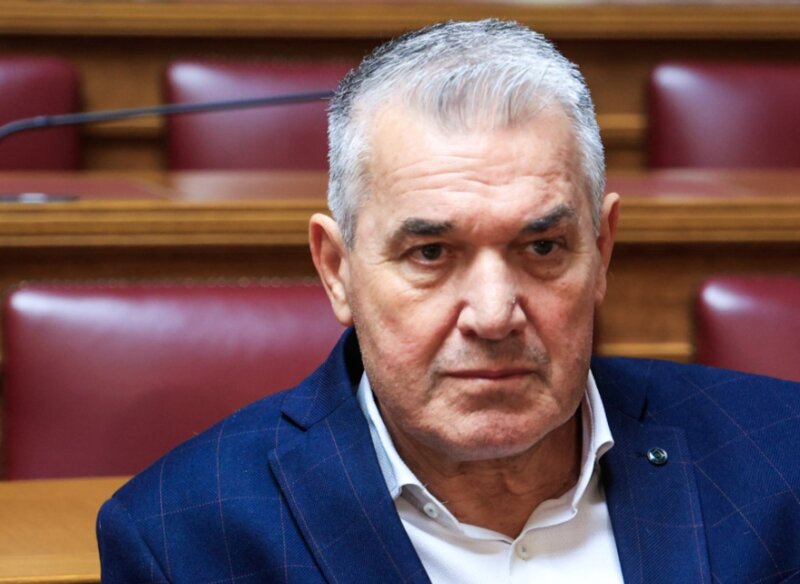 Αμετανόητος ο κυριαζίδης (νδ) επιτίθεται ξανά στη κωνσταντοπούλου για το «άντε κάνε κανένα παιδί»