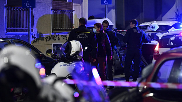 Αμπελόκηποι: «πήρα το πάπλωμα και μια λινάτσα, την τύλιξα και έκρυψα το πτώμα στο πατάρι» – η κυνική απολογία 